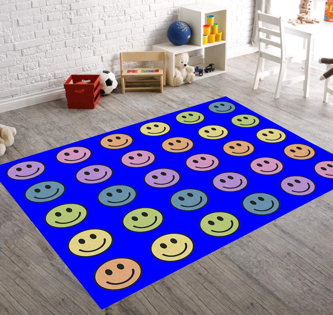 8 x 12 Flagship Smiles Carpet Rug, multi